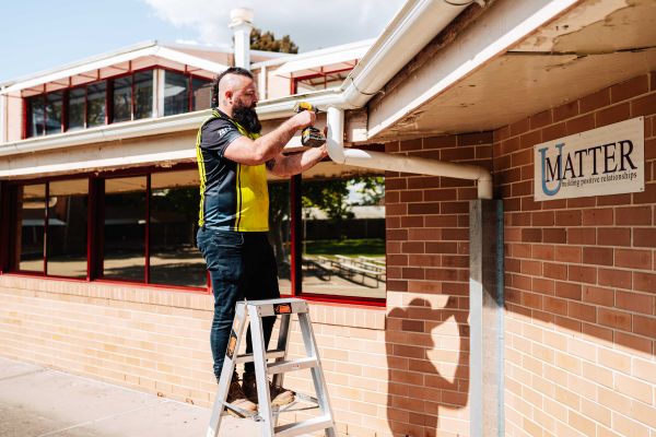 Gutter Installation, Repairs & Cleaning