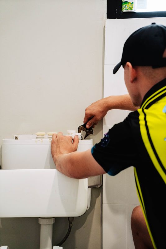 Toilet Installation / Repairs